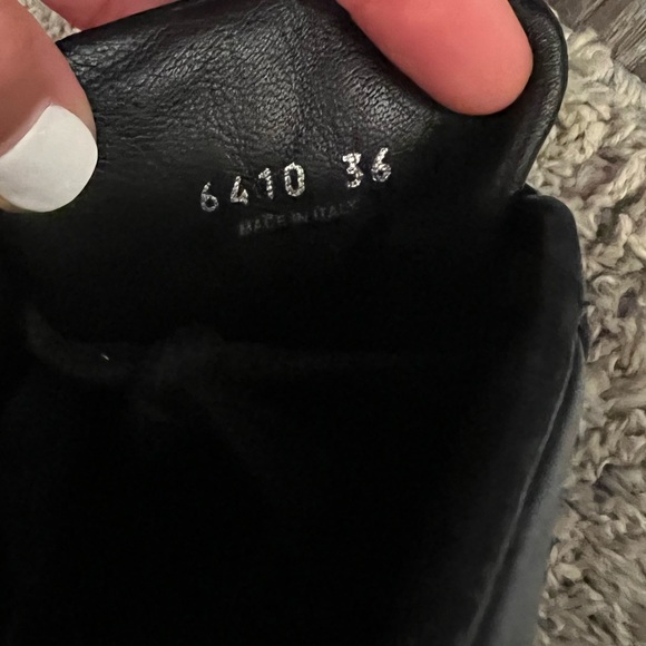Prada black sneaker size 36 with silver on back - Picture 5 of 5